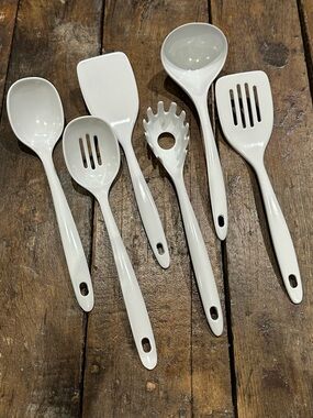 White Kitchen Utensil Set - 6 Piece